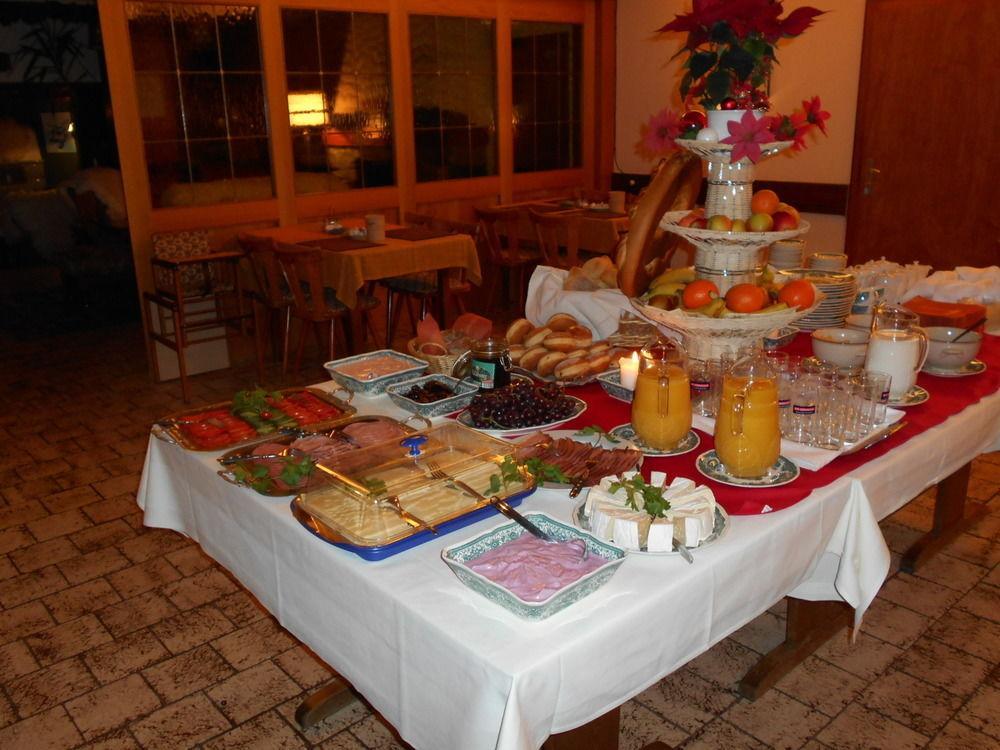 Hotel-Pension Zum Bierhaus Rötenbach Esterno foto
