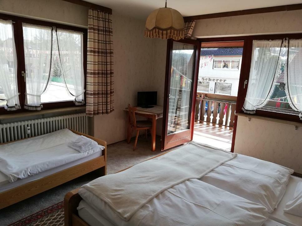 Hotel-Pension Zum Bierhaus Rötenbach Esterno foto